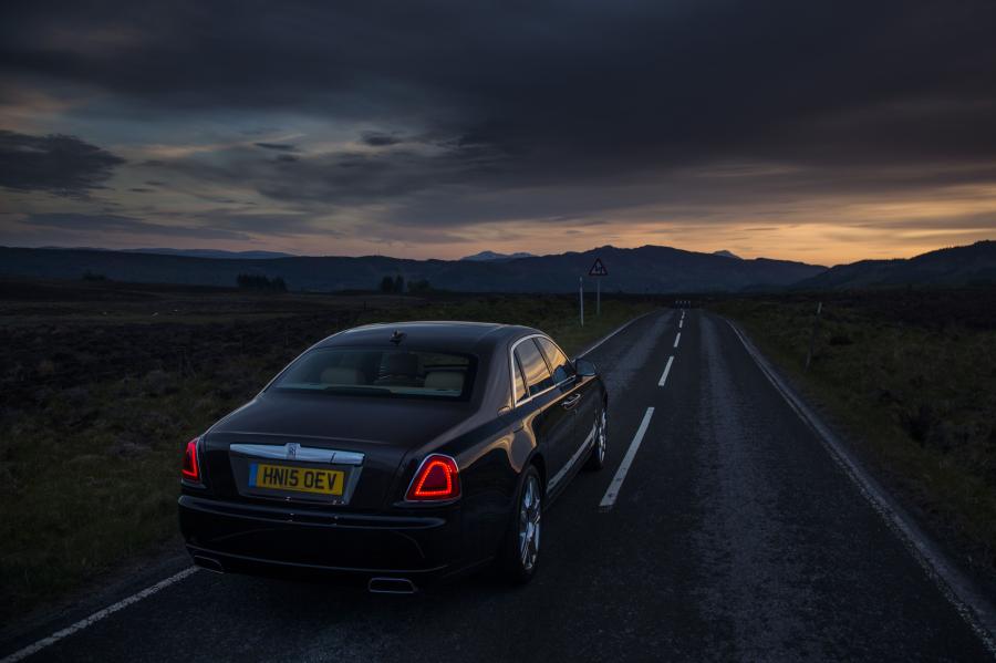  Rolls-Royce Wraith 2013 года  (UK) (фото 10 из 16)